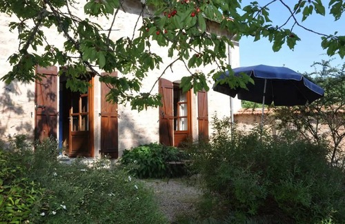 Saint-Leger-sous-Beuvray House | 94 m² House ∙ 2 bedrooms ∙ 4 guests