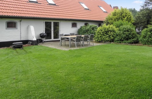 Sønder Felding Apartment | 95 m² Apartment ∙ 2 bedrooms ∙ 6 guests