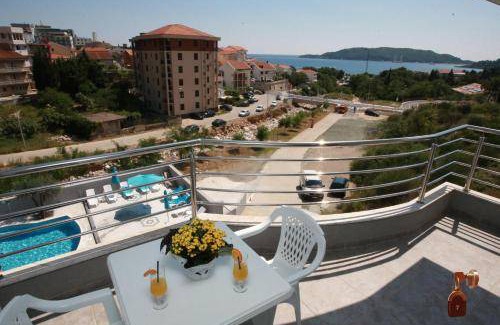 Becici Apartment | 95 m² Apartment ∙ 2 bedrooms ∙ 6 guests