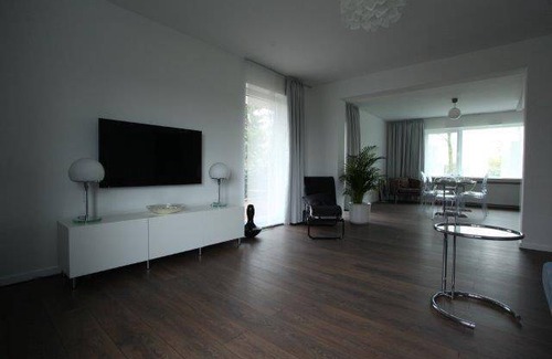 Habenhausen Apartment | 95 m² Apartment ∙ 2 bedrooms ∙ 5 guests