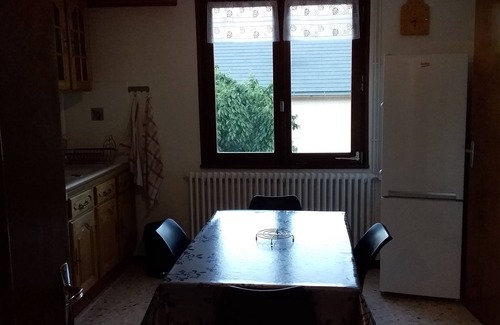 Embrun Apartment | 95 m² apartment on the second floor of a villa.
