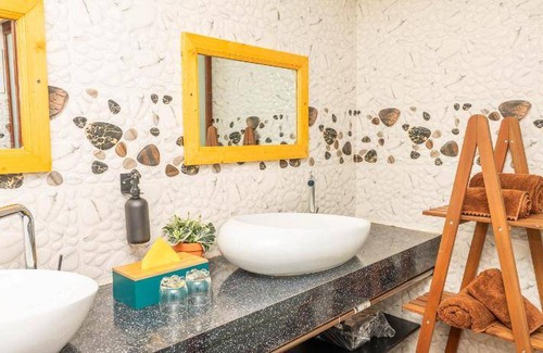 Bandrele Hotel | 95 m² Hotel ∙ 2 bedrooms ∙ 4 guests