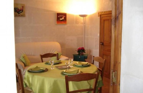 Prunay-Cassereau House | 95 m² House ∙ 2 bedrooms ∙ 4 guests