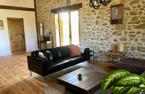 Lapenne House | 95 m² House ∙ 3 bedrooms ∙ 6 guests