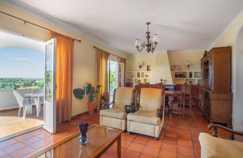 Albufeira House | 95 m² House ∙ 3 bedrooms ∙ 6 guests