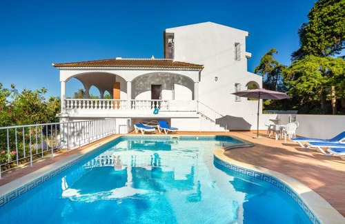 Albufeira House | 95 m² House ∙ 3 bedrooms ∙ 6 guests
