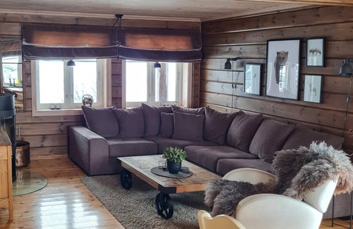 Ljosland House | 96 m² Maisonette ∙ 3 bedrooms ∙ 6 guests