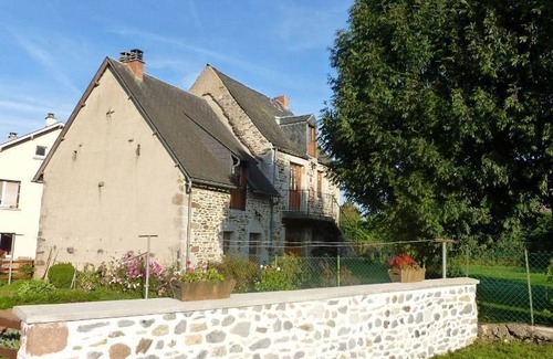 Heume-l'Eglise House | 97 m² Gîte ∙ 3 bedrooms ∙ 4 guests