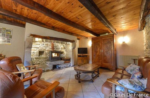 Heume-l'Eglise House | 97 m² Gîte ∙ 3 bedrooms ∙ 4 guests