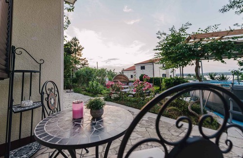 Klimno Apartment | 98 m² Apartment ∙ 2 bedrooms ∙ 6 guests