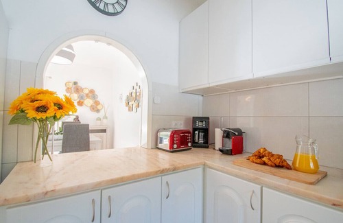 Areias Dos Moinhos Ski Chalet | 99 ADM Casa Mendes Fabulous townhouse with shared pool