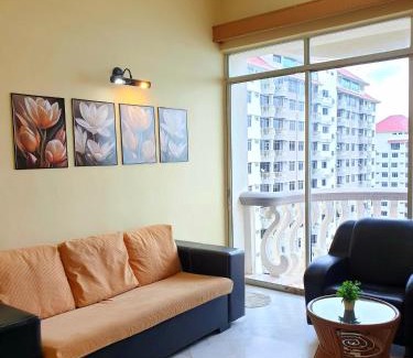 Taman Tanjung House | 99 Glory Beach Resort - seaview, poolview, beachfront,wifi