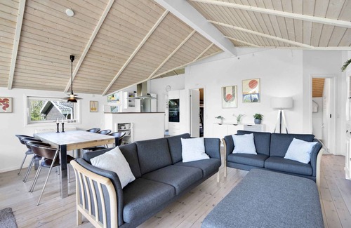 Tikob House | 99 m² House ∙ 4 bedrooms ∙ 8 guests