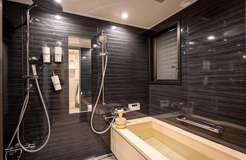 Karasuma Apartment | 99 sqm Sanjodori 1 group reserved Adult hideaway / Kyoto Kyōto
