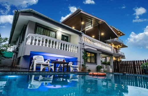 Karla Villa | 9BHK WHISTERIA VILLA