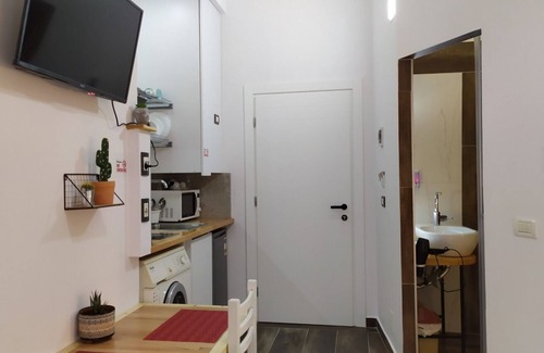 Blloku House | A-1 · Cosy Modern Studio With Balcony in Blloku