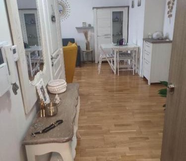 Athis-Mons House | A 10 mins d'aéroport d'ORLY logement lumineux chaleureux