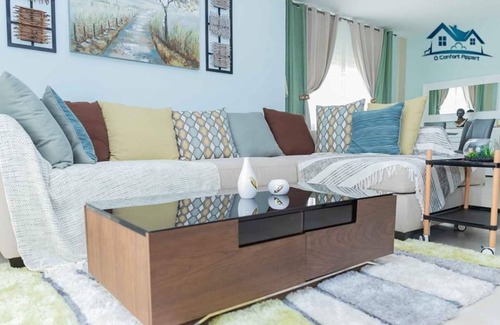 Komo-Mondah Apartment | A 10 Minutes de L'aéroport Appartement Meublé a la Décoration Épurée