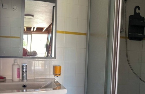 Longeville-sur-Mer Cabin | A 150 m de la Plage de Sables Fins