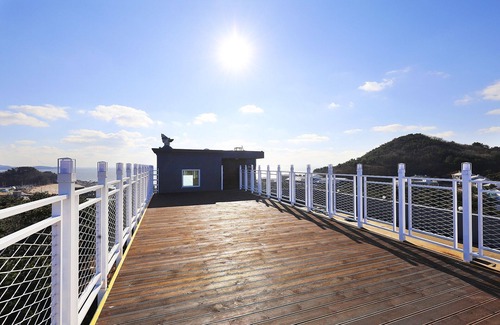 Eulwang-ri Hotel | A 3-star hotel close to Incheon Airport with a warm and friendly atmosphere