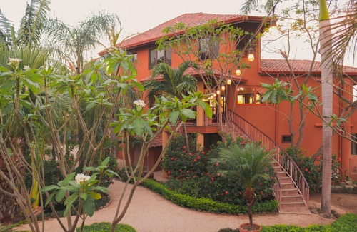 Tamarindo House | A 5 bedroom classic Tamarindo Beach House . Close to everything yet very private
