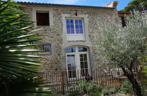 Pennautier Apartment | A 5 Min. de Carcassonne, Gîte -appart. du Troubadour Aznavour en Pleine Nature