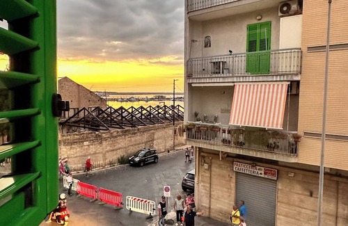 Molfetta House | A 50 Metri dal Mare Palazzina Indipendente Angolare