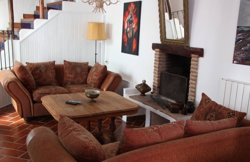 Priego de Cordoba House | A beautiful Spanish family home located in a beautiful peaceful setting.