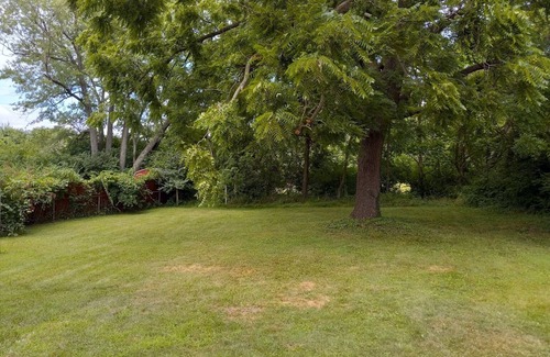 Dayton House | A BEAUTIFUL 3 BEDROOM BUNGALOW WITH ALL MODERN AMENITIES CLOSE TO A PARK!