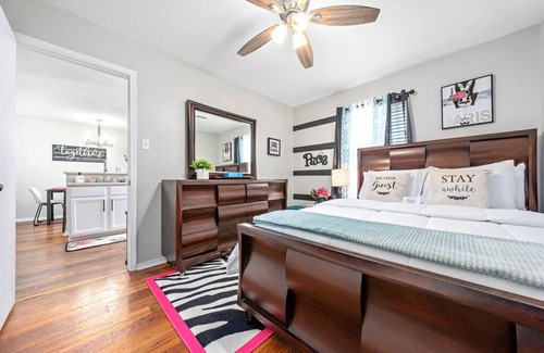 Killeen Apartment | A Beautiful, Comfortable and Serene Escape, Redstone D