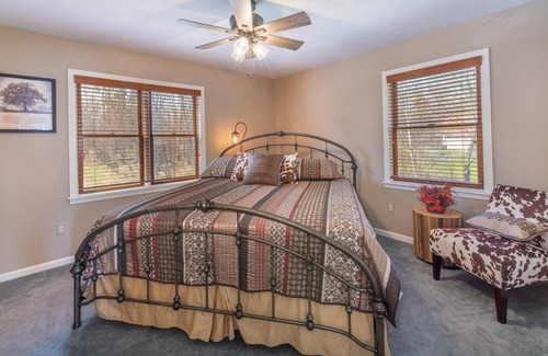 Newberry House | A beautiful getaway on the remote bluffs of Lake Superior