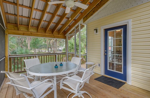 Crawfordville House | A beautiful house nestled in Saint Marks a block from the water . Quiet and cozy