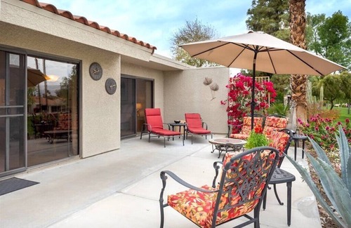 Palm Desert House | A Beautiful Palm Desert Resort Experience!