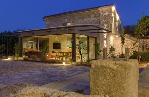 Nenadici House | A beautiful stone house with private pool, sleeps 6