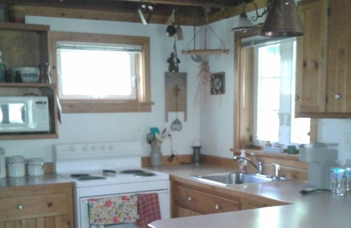 Fishertown House | A Beautiful Two bedrooms cottage