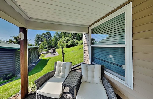 Thayerville House | A Beautiful View | Pet-Friendly Bungalow + Lake Views!