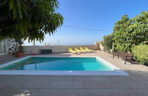 Adeje Villa | A Beautiful Villa With Stunning Views