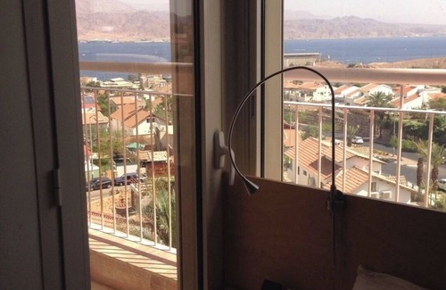 Eilat Apartment | A beautifully decorated 2bed/2bath w amazing views, balcony , pool, Gym.
