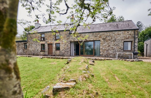 Llangadog Cottage | A beautifully refurbished and unique 250 year old remote Welsh farmhouse