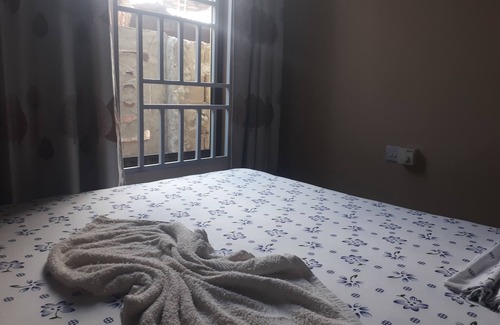 Dar es Salaam Cabin | A bed and breakfast, a real home away from home