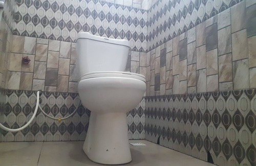 Dar es Salaam Cabin | A bed and breakfast, a real home away from home