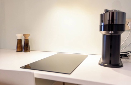 Plaka House | A Blend of Art & Architecture in Center by etouri