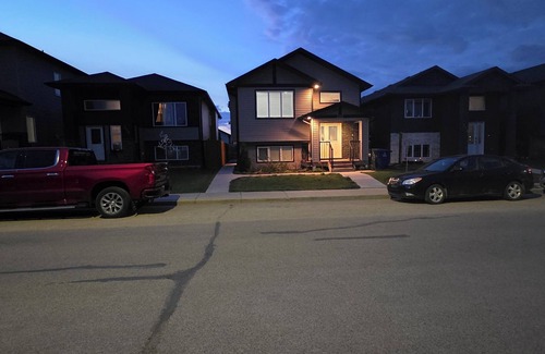 Saskatoon Apartment | A blend of comfort and convenience in this cozy, modern 2-bd basement suite.