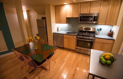 Palo Park Apartment | A BOULDER ABODE: Beautiful, 1000 sq foot Rental -30 night minimum