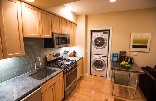 Palo Park Apartment | A BOULDER ABODE: Beautiful, 1000 sq foot Rental -30 night minimum