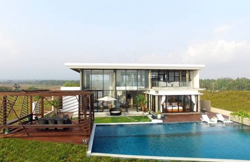 East Selemadeg Villa | A brand new ! 50% off- absolute beachfront retreat