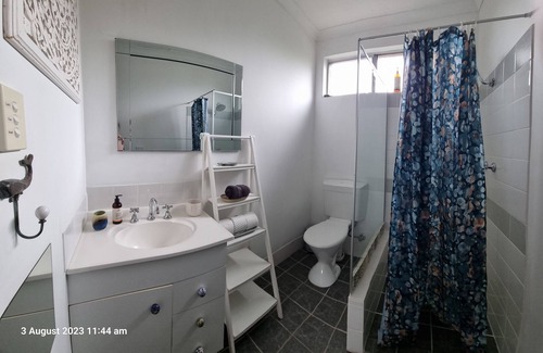Margaret River House | A Break Away 1 -Walk to town, forest and river!