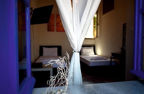 Halki Apartment | A breath from the port!