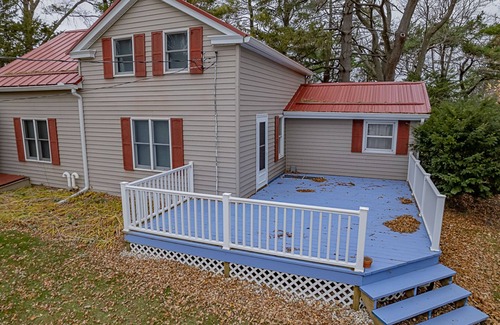 Kent House | A Breath of fresh Country Air with hot tub.