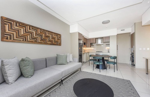 Greater Johannesburg Metropolitan Area Apartment | A Breathe Above the Buzz